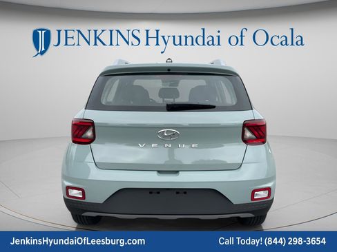 New 2026 Hyundai Venue SEL FWD image 7