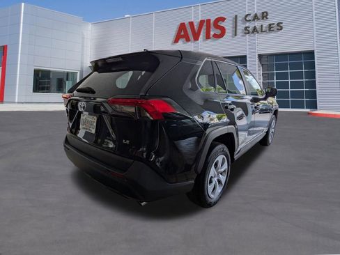 Used 2025 Toyota RAV4 LE image 6