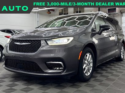 Used 2021 Chrysler Pacifica Touring-L