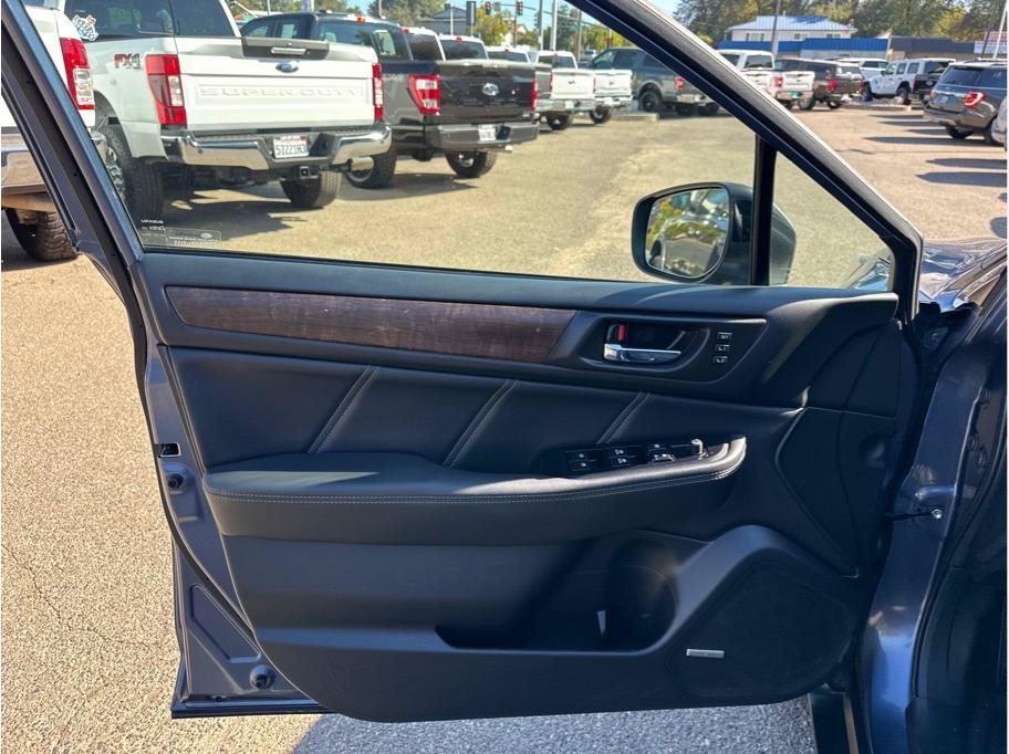 Used 2018 Subaru Outback 2.5i Limited AWD/4WD image 15