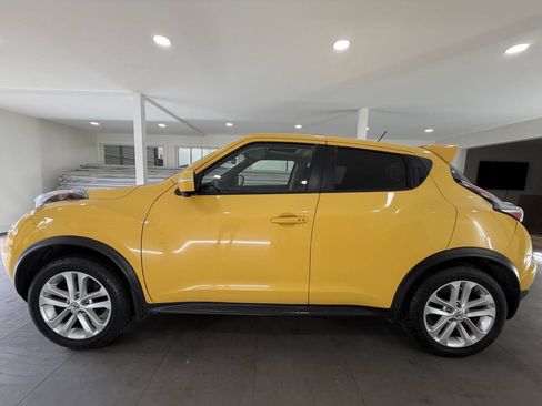 Used 2015 Nissan Juke SV w/ Technology Package AWD/4WD image 3