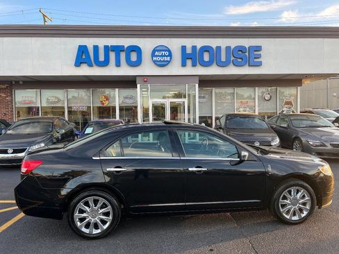 Used 2011 Lincoln MKZ w/ 102A Rapid Spec Order Code image 9