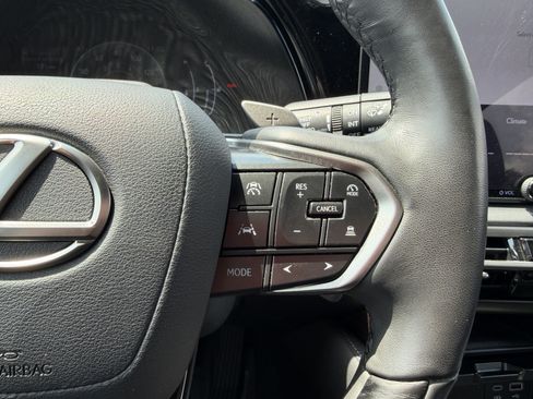 Used 2024 Lexus RX 350 Premium w/ Convenience Package FWD image 18