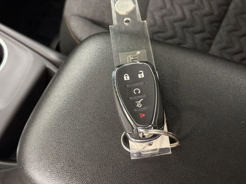 Used 2022 Chevrolet Equinox LT w/ Driver Convenience Package image 30