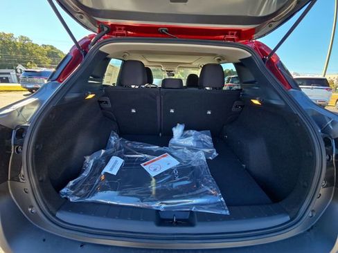 New 2026 Nissan Kicks SV w/ SV Premium Package FWD image 33