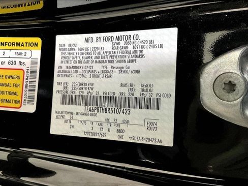 Used 2024 Ford Mustang Coupe image 30