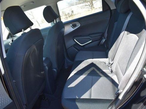 Used 2021 Kia Soul LX FWD image 19