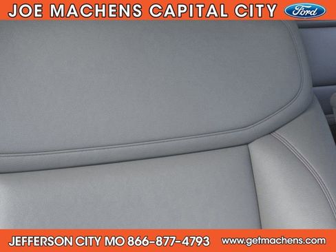 New 2026 Ford Expedition Active image 17