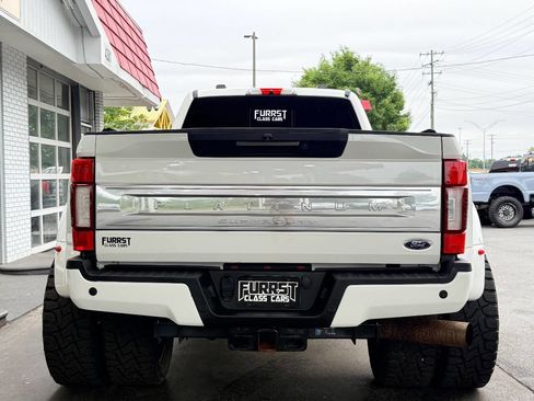Used 2022 Ford F450 Platinum w/ FX4 Off-Road Package AWD/4WD image 4