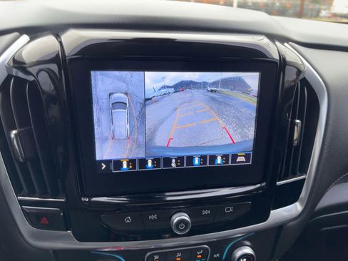Used 2020 Chevrolet Traverse RS image 25