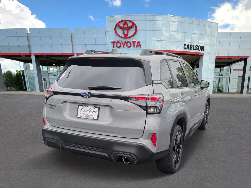 Used 2025 Subaru Forester Limited AWD/4WD image 5