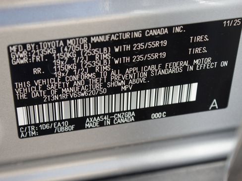 Used 2025 Toyota RAV4 Limited w/ Weather Package image 27