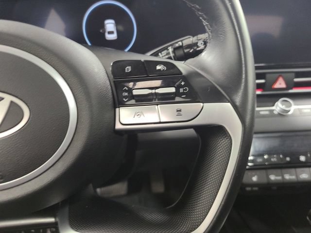 Used 2024 Hyundai Elantra Limited FWD image 27
