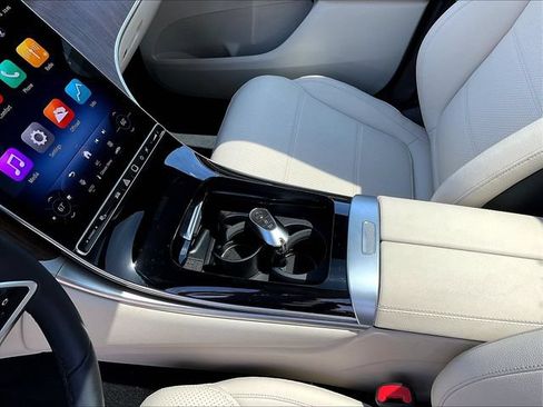 Used 2026 Mercedes-Benz GLC 300 4MATIC image 20