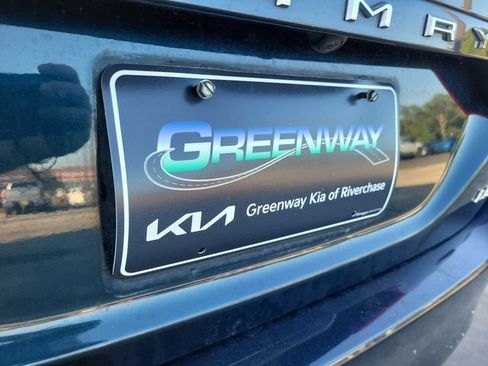 Used 2019 Toyota Camry LE FWD image 33