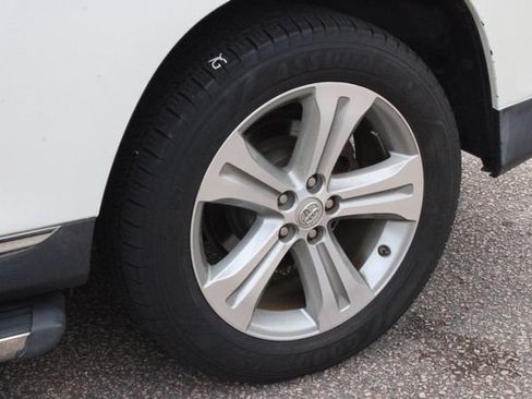 Used 2013 Toyota Highlander Limited AWD/4WD image 37
