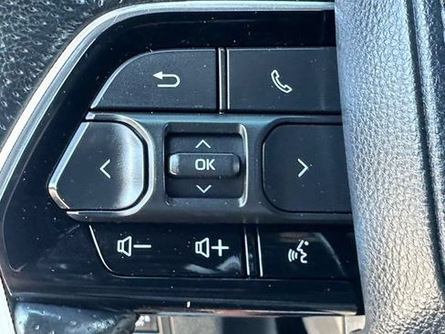 Certified 2022 Toyota Tundra Platinum w/ Advanced Package AWD/4WD image 14