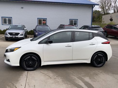 Used 2024 Nissan Leaf SV Plus image 3