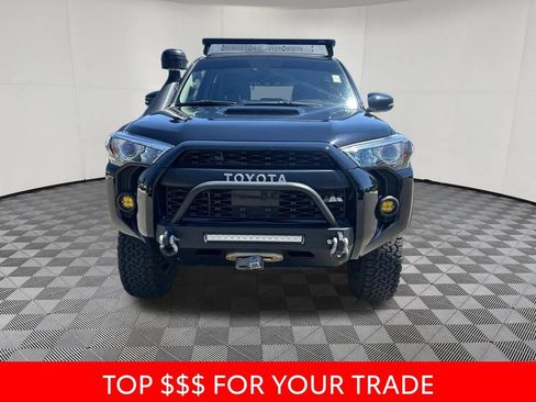 Used 2020 Toyota 4Runner Venture w/ Moonroof Package AWD/4WD image 2