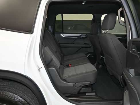 Certified 2025 GMC Acadia Elevation image 28