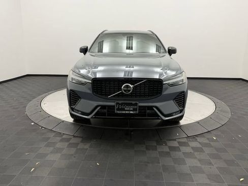 Certified 2023 Volvo XC60 B5 Ultimate w/ Protection Package Premier image 2