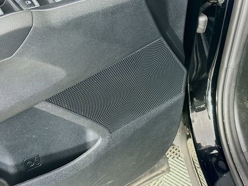 Used 2023 Kia Sorento LX image 24