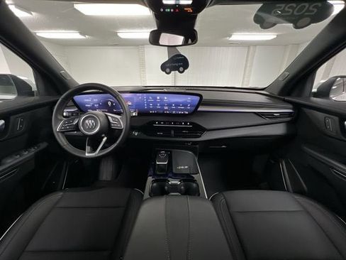 Certified 2025 Buick Enclave Preferred image 20