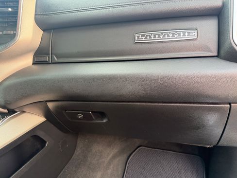 Used 2021 RAM 1500 Laramie AWD/4WD image 18