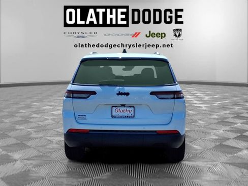 New 2026 Jeep Grand Cherokee L Limited AWD/4WD image 27
