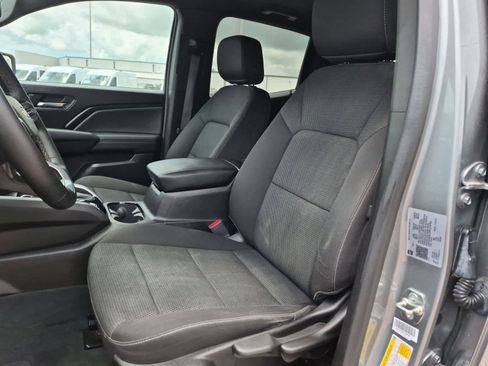Used 2024 Chevrolet Colorado LT w/ LT Convenience Package RWD image 18