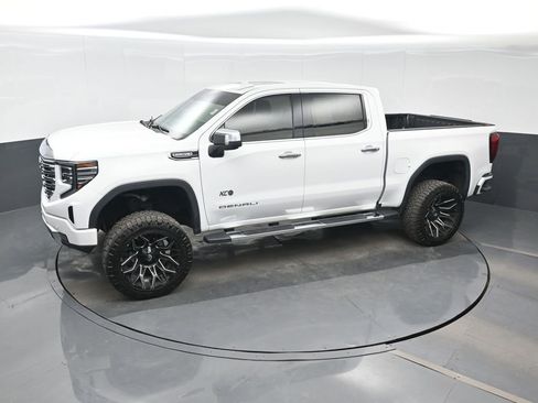 Used 2022 GMC Sierra 1500 Denali AWD/4WD image 17