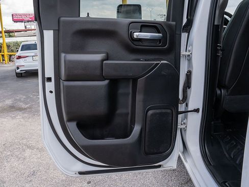 Used 2022 Chevrolet Silverado 2500 W/T w/ WT Convenience Package image 11