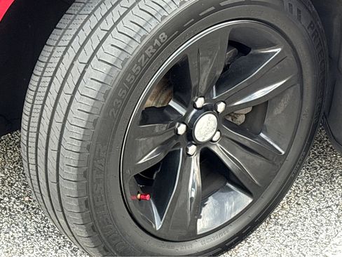 Used 2015 Dodge Challenger SXT w/ Driver Convenience Group image 14