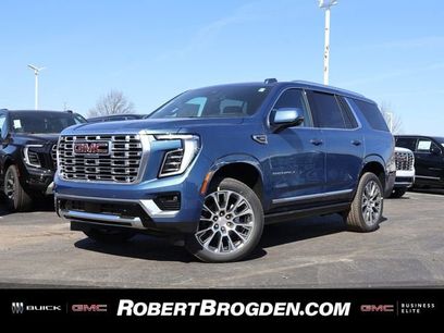 New 2026 GMC Yukon Denali w/ Sun & Power Step Package