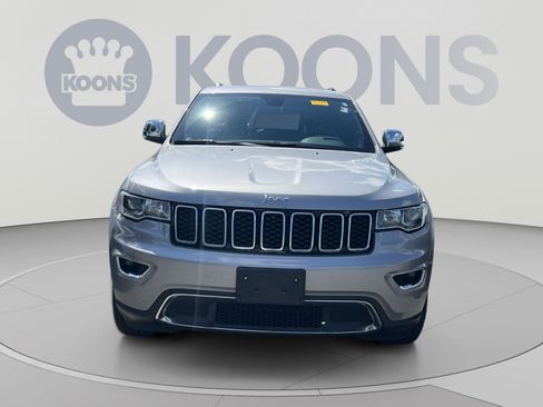 Used 2017 Jeep Grand Cherokee Limited w/ Trailer Tow Group IV AWD/4WD image 7