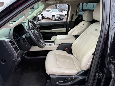 Used 2019 Ford Expedition Platinum image 8