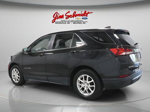 Used 2024 Chevrolet Equinox LT FWD image 4