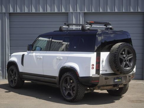 Used 2022 Land Rover Defender 110 X-Dynamic SE AWD/4WD image 3