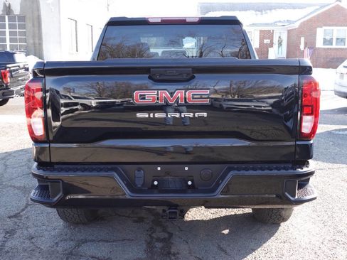 Used 2023 GMC Sierra 1500 Pro w/ Graphite Edition AWD/4WD image 8