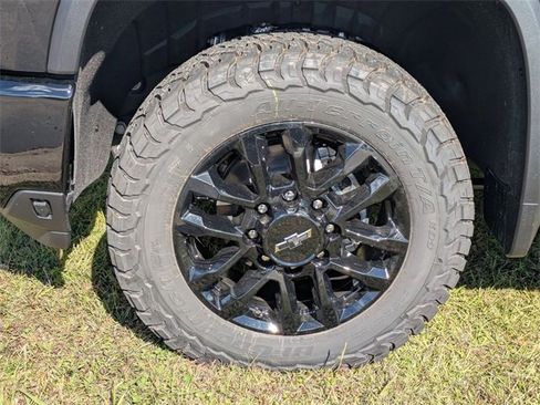 New 2026 Chevrolet Silverado 2500 LTZ w/ Trail Boss Package image 7