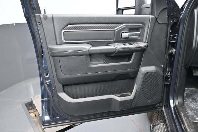 New 2027 RAM 3500 Big Horn AWD/4WD image 10