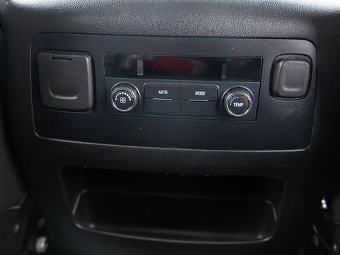 Used 2018 Chevrolet Tahoe LT image 36