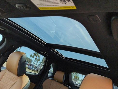 Certified 2024 Ford Edge Titanium w/ Titanium Elite Package image 20