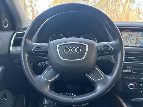Used 2017 Audi Q5 2.0T Premium Plus w/ Technology Package image 40