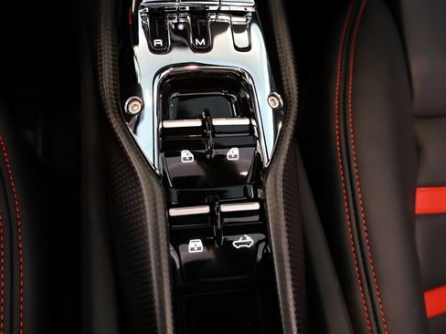 Used 2024 Ferrari 296 GTS RWD image 34