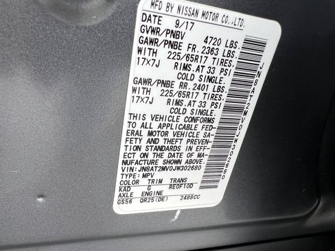 Used 2018 Nissan Rogue S image 25