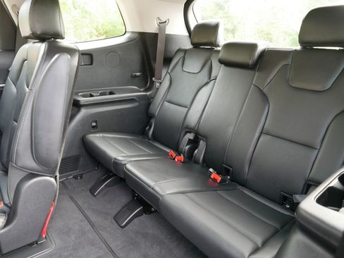 Certified 2025 Kia Telluride S AWD/4WD image 37