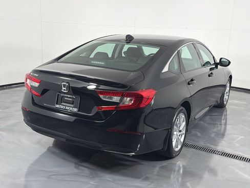 Used 2018 Honda Accord LX image 4