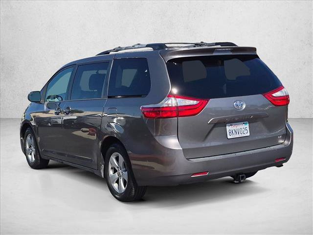 Used 2017 Toyota Sienna LE FWD image 7