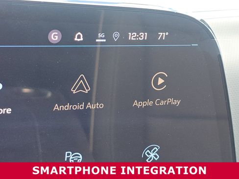 New 2025 Chevrolet Suburban Premier image 4